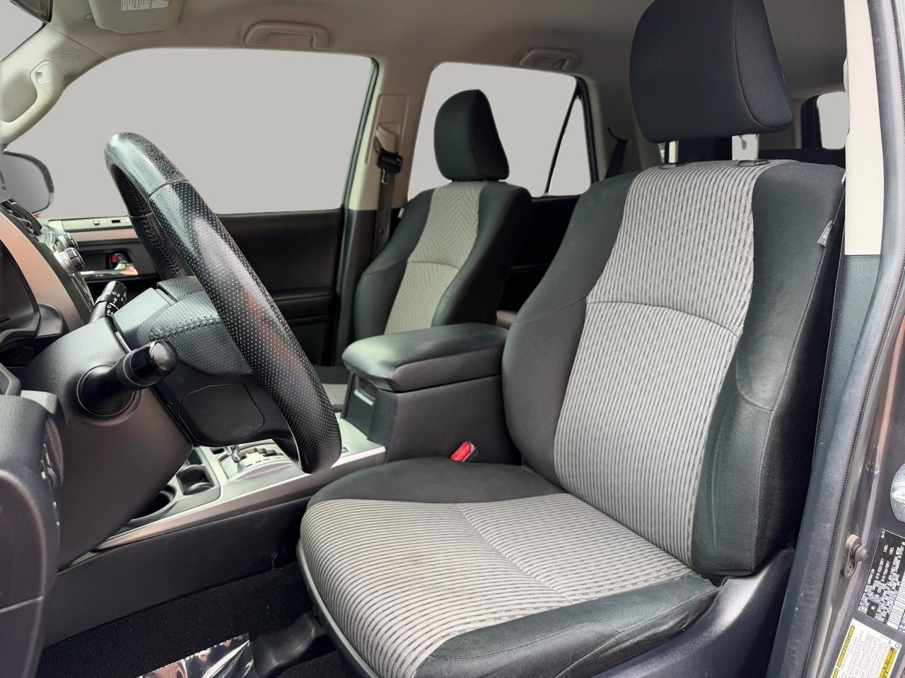 Toyota 4Runner SR5 2WD 2015