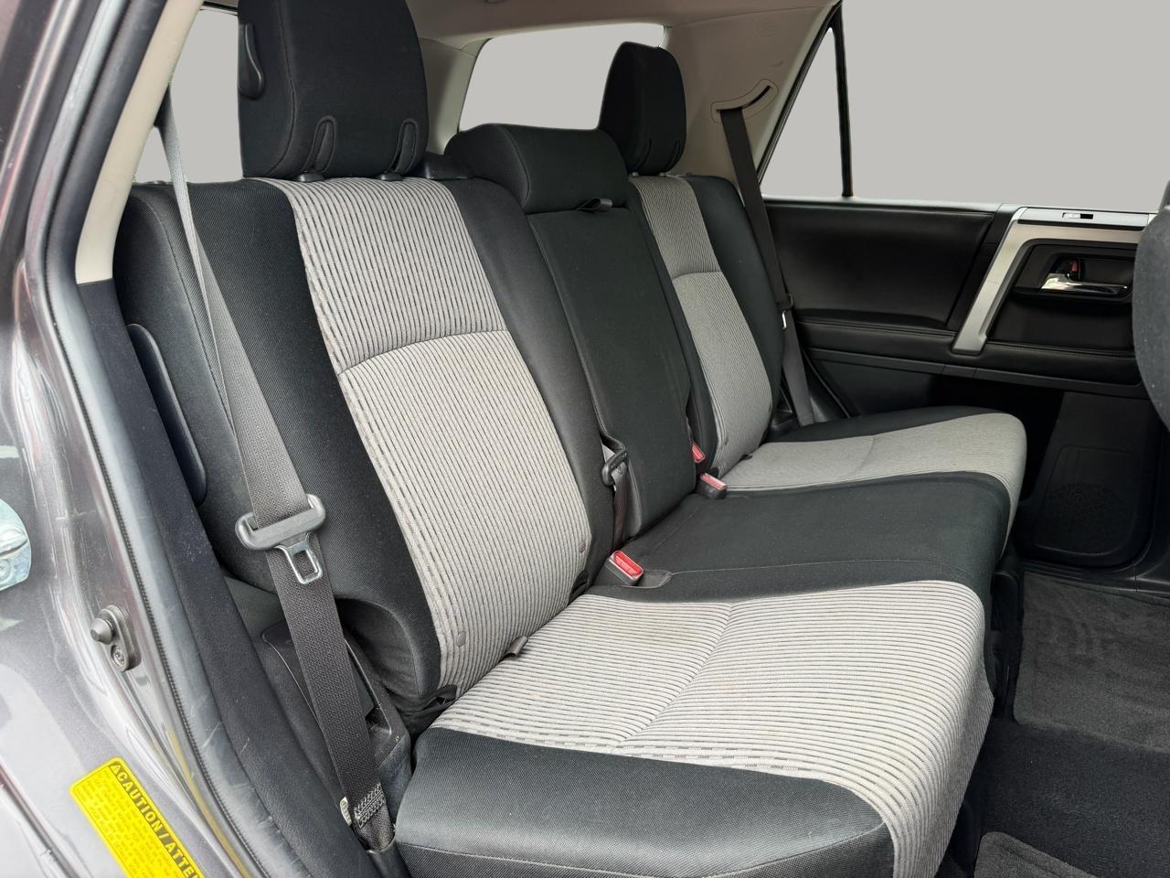 Toyota 4Runner SR5 2WD 2015