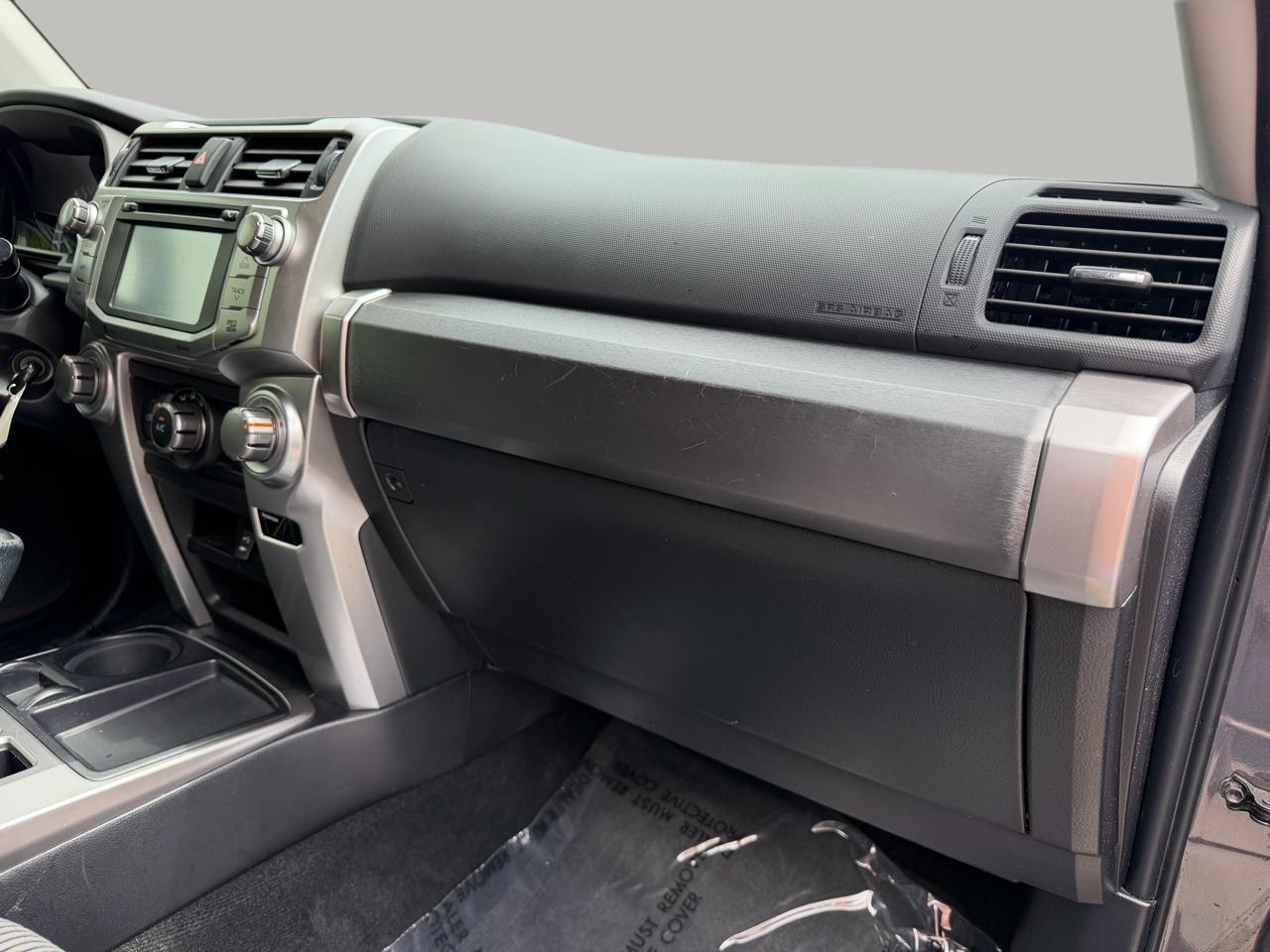 Toyota 4Runner SR5 2WD 2015