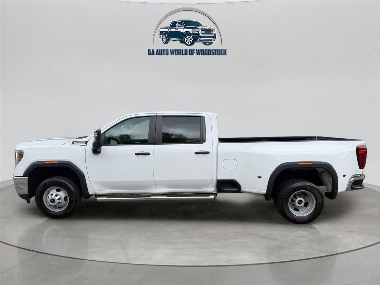 GMC Sierra 3500HD Pro Crew Cab 4WD SB 2023