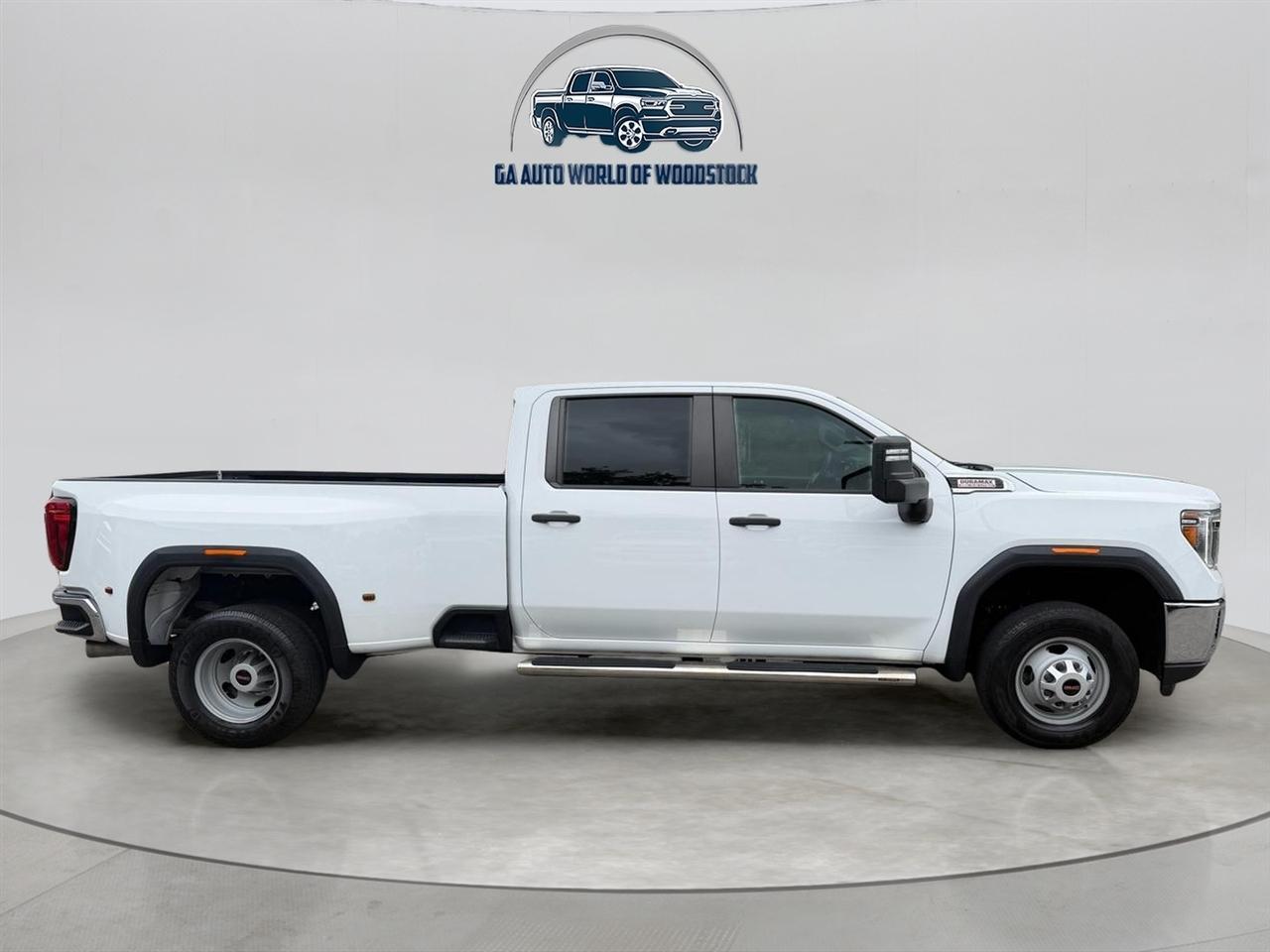 GMC Sierra 3500HD Pro Crew Cab 4WD SB 2023