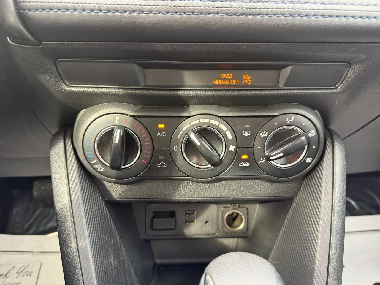 Toyota Yaris iA Auto (Natl) 2019