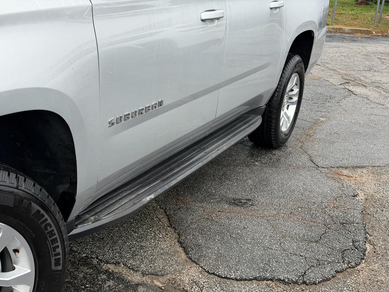 Chevrolet Suburban LT 2WD 2018