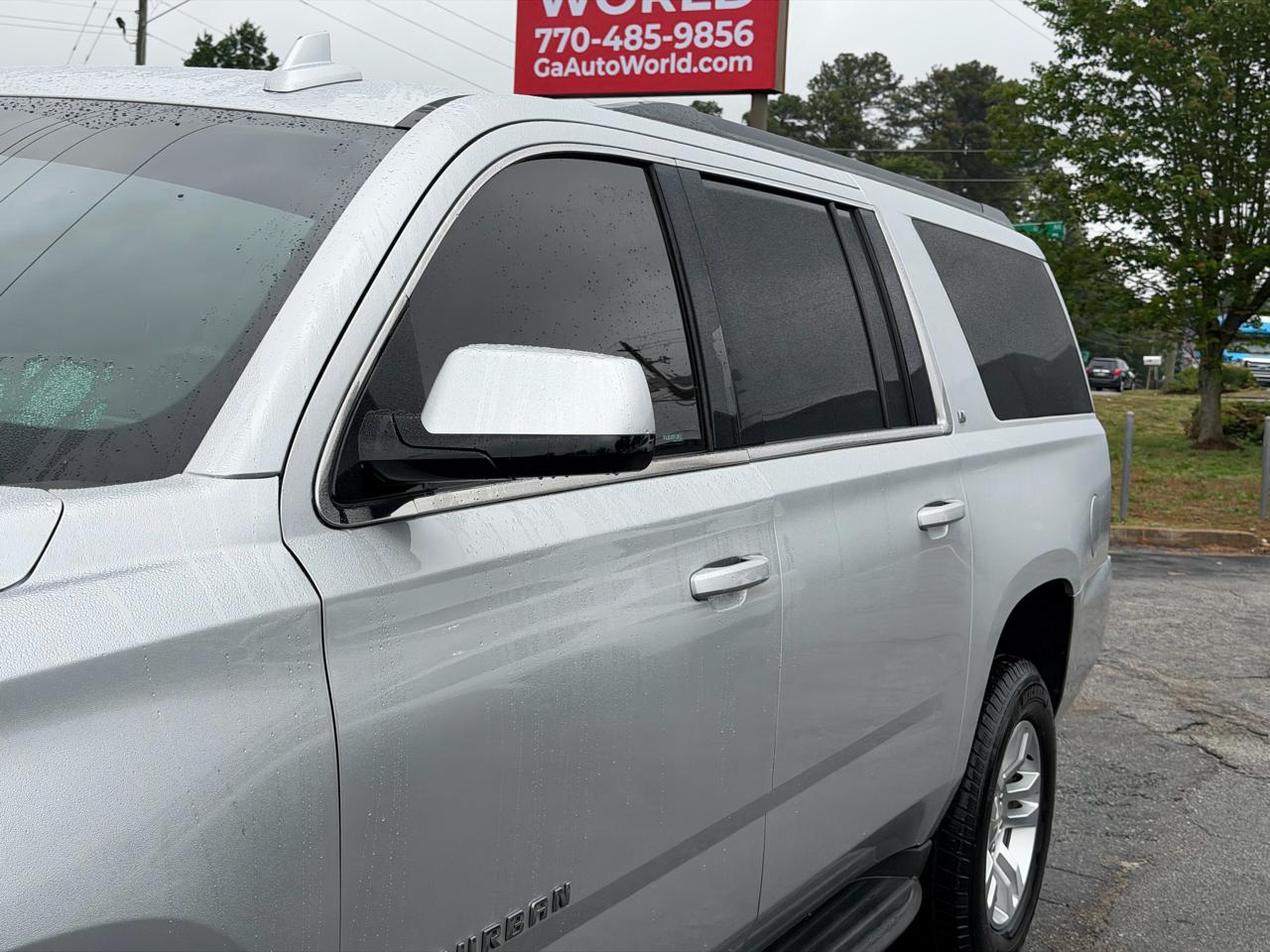 Chevrolet Suburban LT 2WD 2018