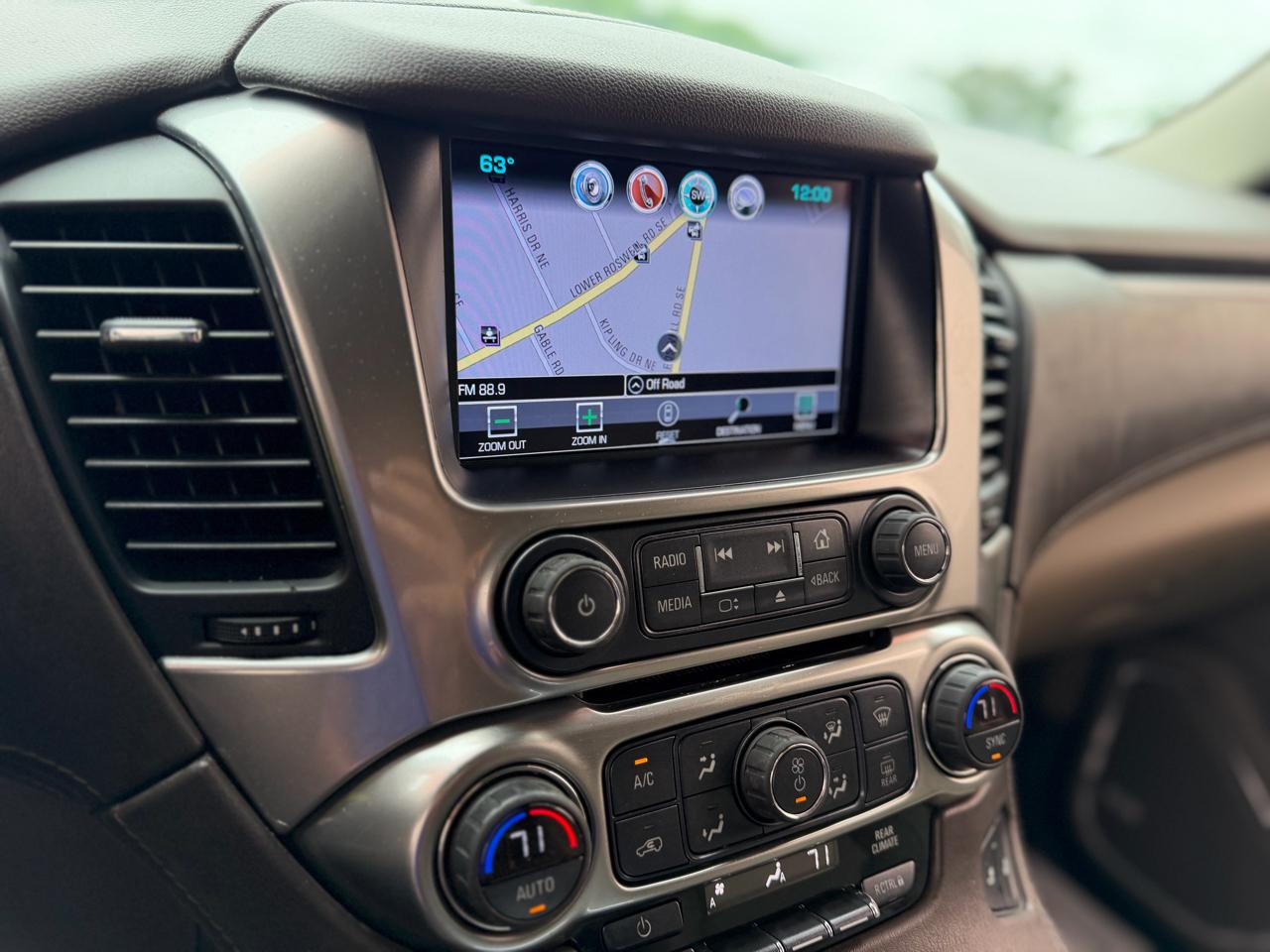 Chevrolet Suburban LT 2WD 2018