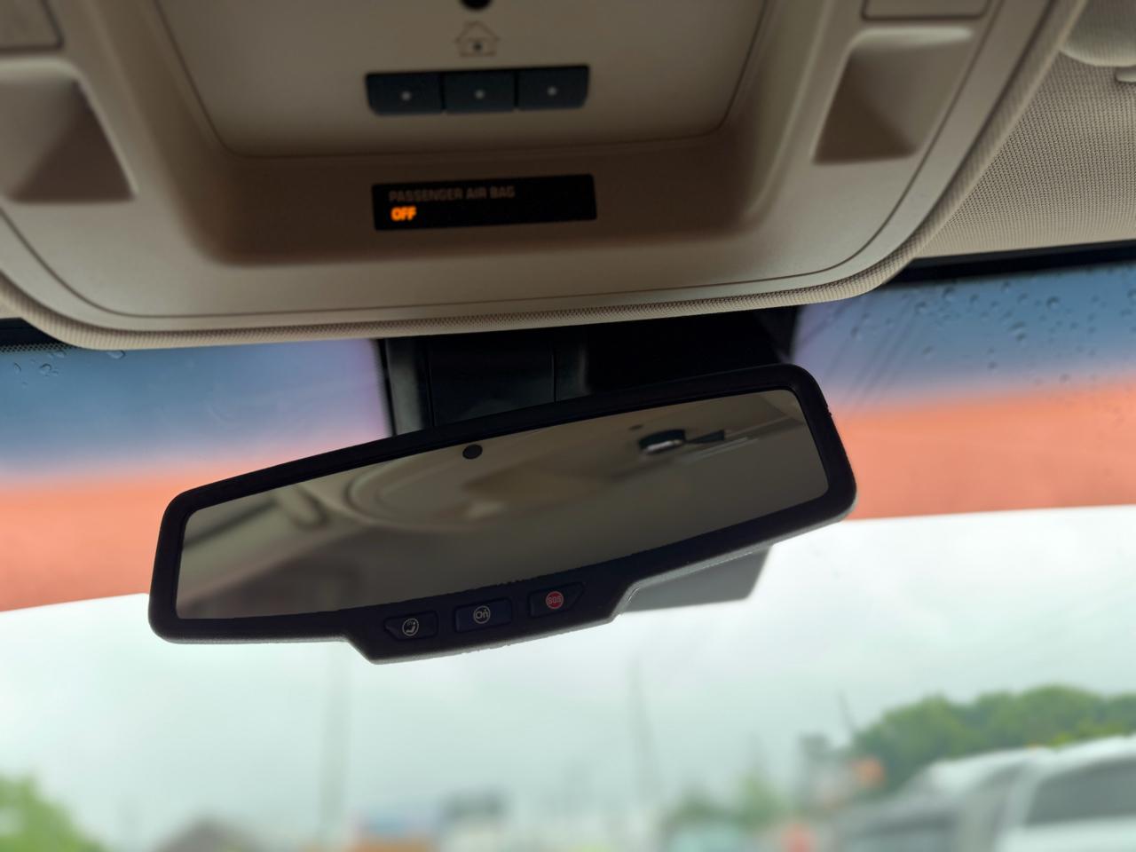 Chevrolet Suburban LT 2WD 2018