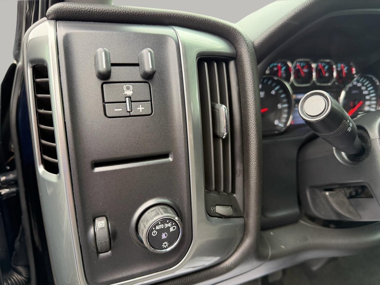 Chevrolet Silverado 1500 2LT Double Cab 2WD 2014
