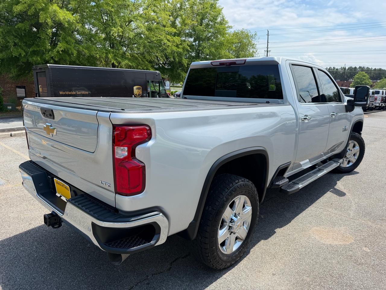 Chevrolet Silverado 3500HD LTZ Crew Cab 4WD 2023