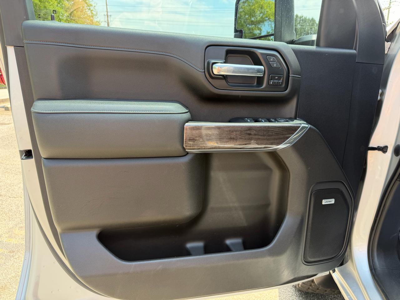 Chevrolet Silverado 3500HD LTZ Crew Cab 4WD 2023
