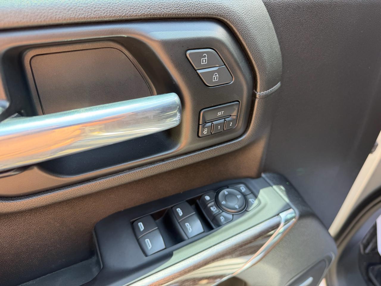 Chevrolet Silverado 3500HD LTZ Crew Cab 4WD 2023