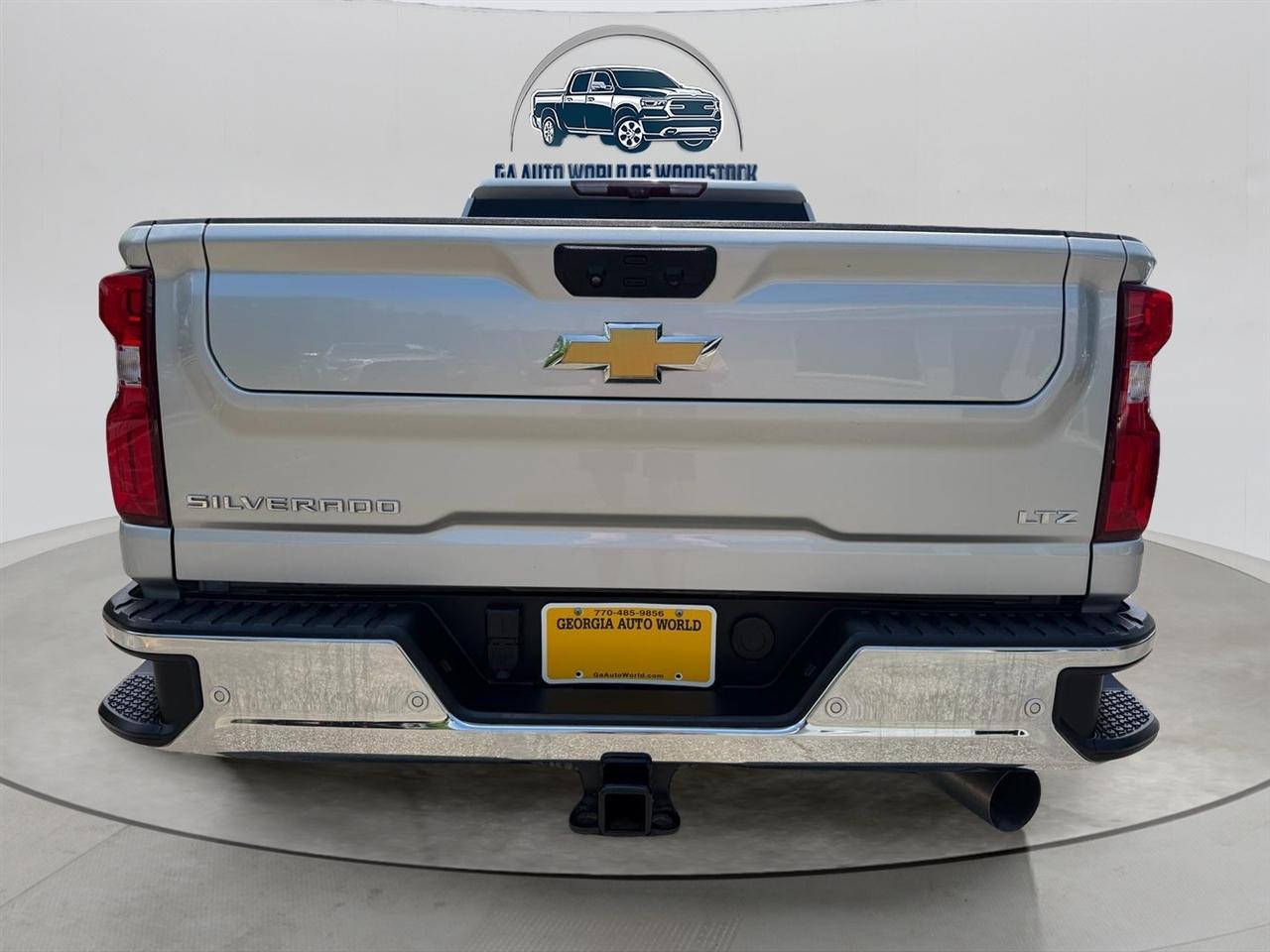 Chevrolet Silverado 3500HD LTZ Crew Cab 4WD 2023
