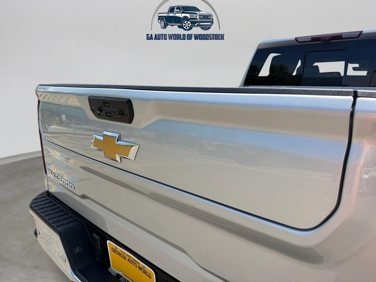 Chevrolet Silverado 3500HD LTZ Crew Cab 4WD 2023