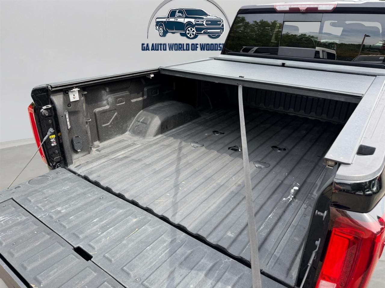 GMC Sierra 2500HD Denali Crew Cab 4WD 2021