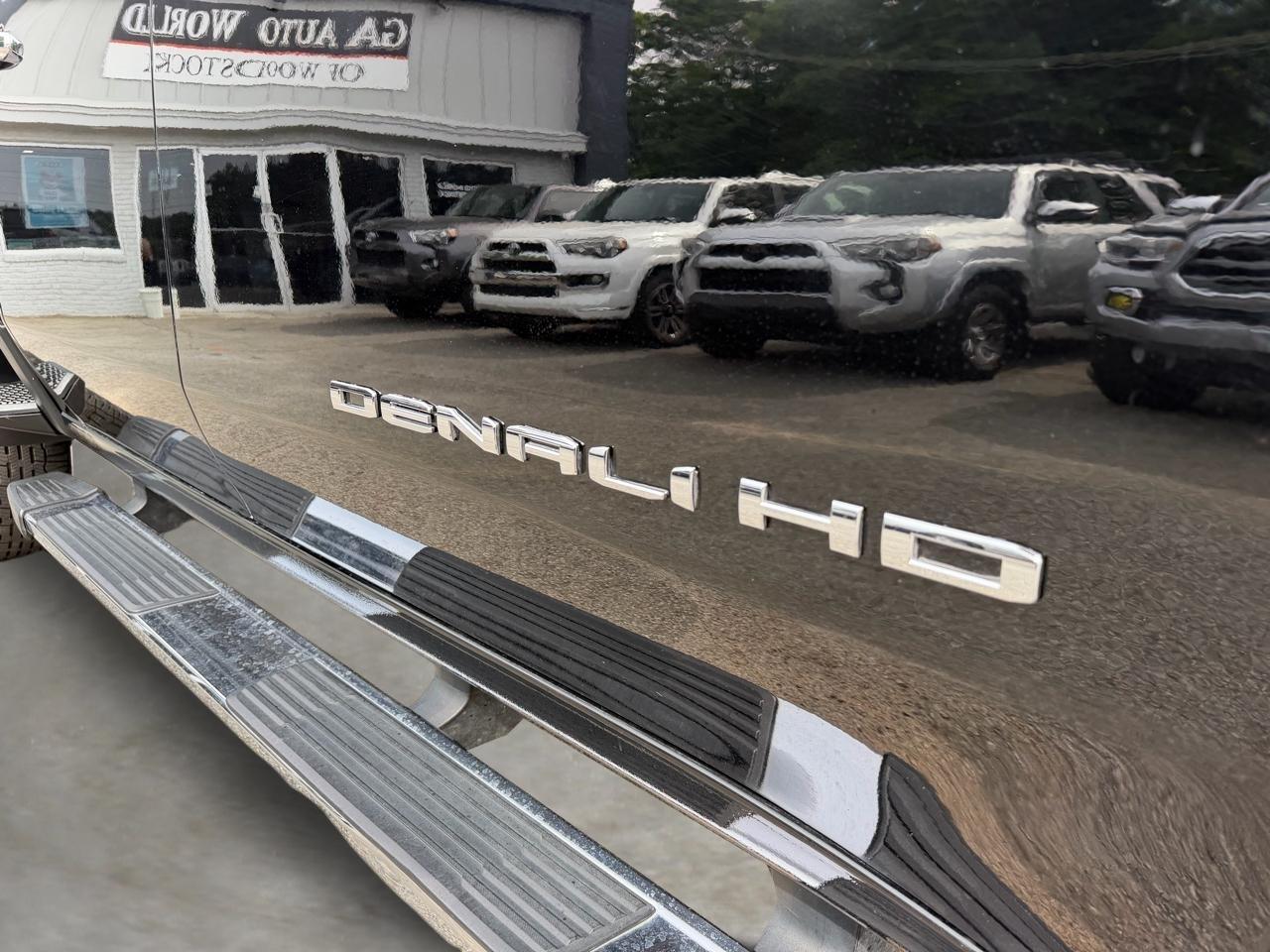 GMC Sierra 2500HD Denali Crew Cab 4WD 2021