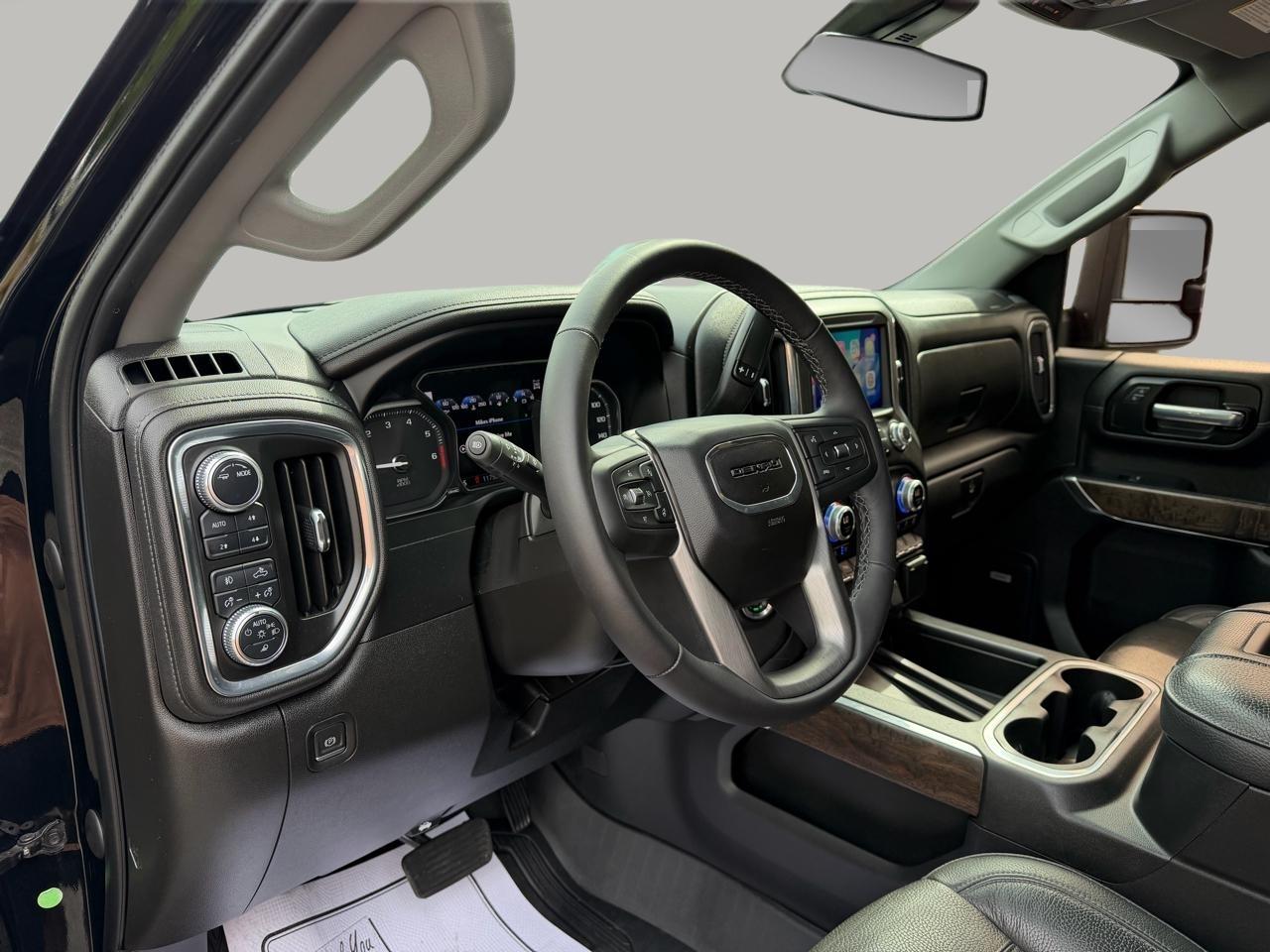 GMC Sierra 2500HD Denali Crew Cab 4WD 2021