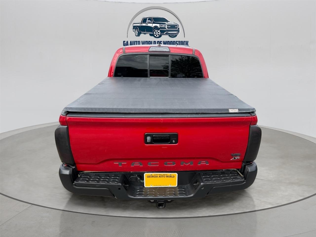 Toyota Tacoma 2WD Double Cab LB V6 AT SR5 (Natl) 2017