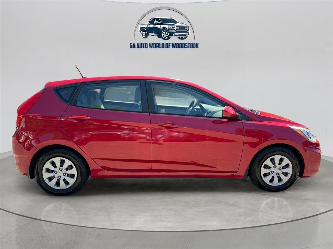 Hyundai Accent SE Hatchback Auto 2016