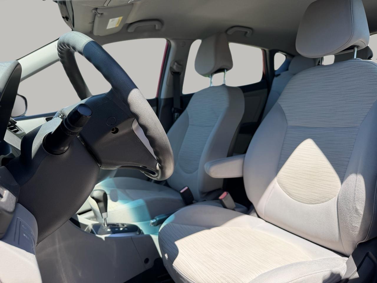 Hyundai Accent SE Hatchback Auto 2016
