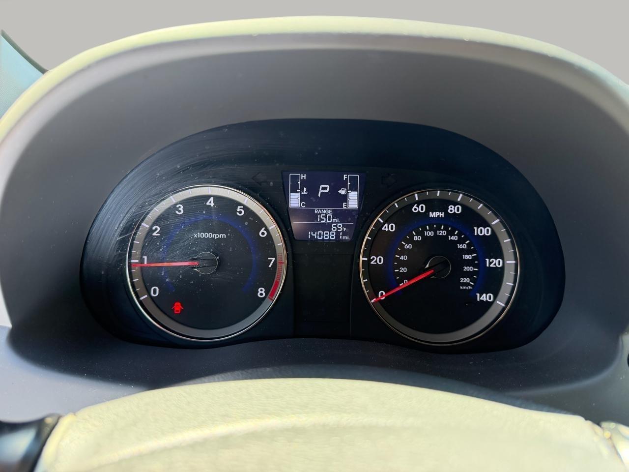 Hyundai Accent SE Hatchback Auto 2016