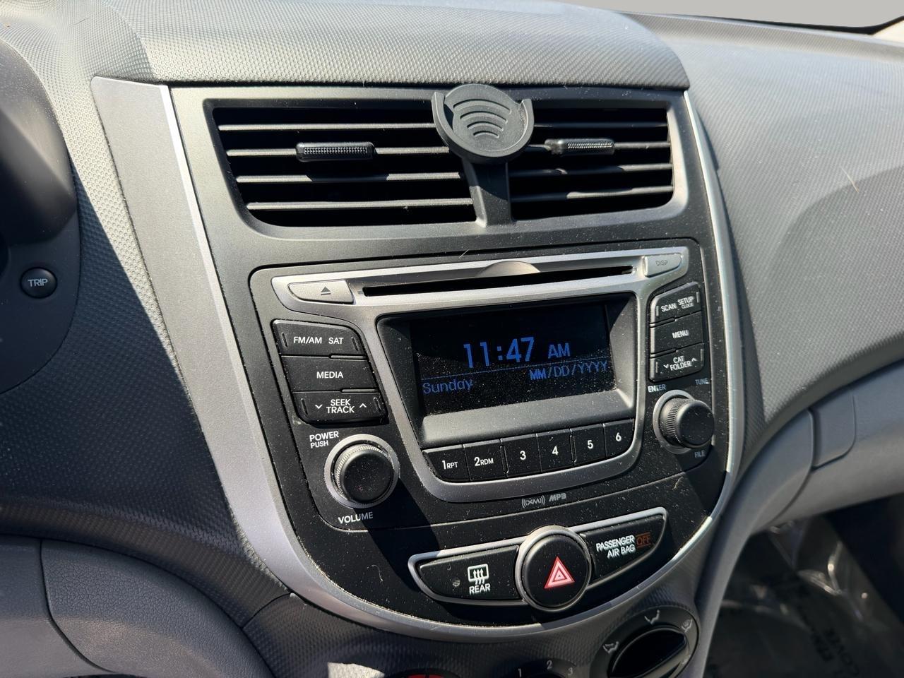 Hyundai Accent SE Hatchback Auto 2016