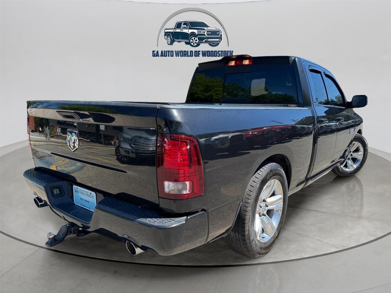 RAM 1500 Sport Quad Cab 2WD 2017