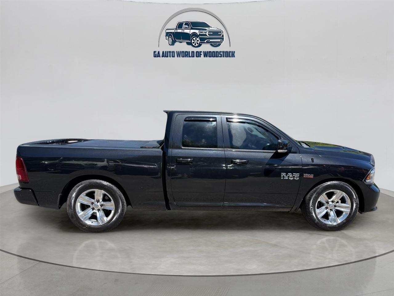 RAM 1500 Sport Quad Cab 2WD 2017