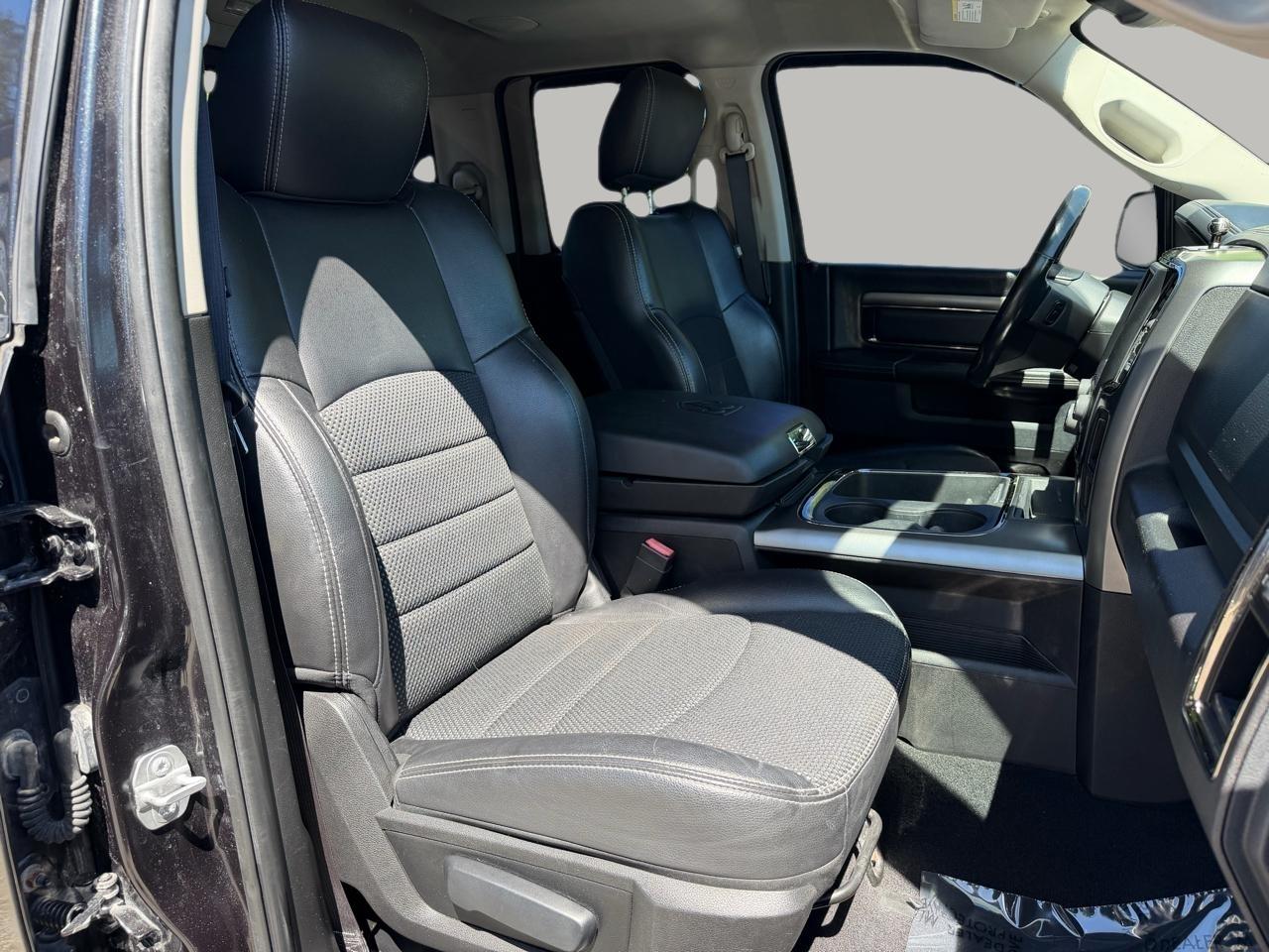 RAM 1500 Sport Quad Cab 2WD 2017