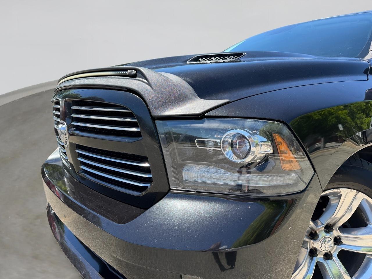 RAM 1500 Sport Quad Cab 2WD 2017