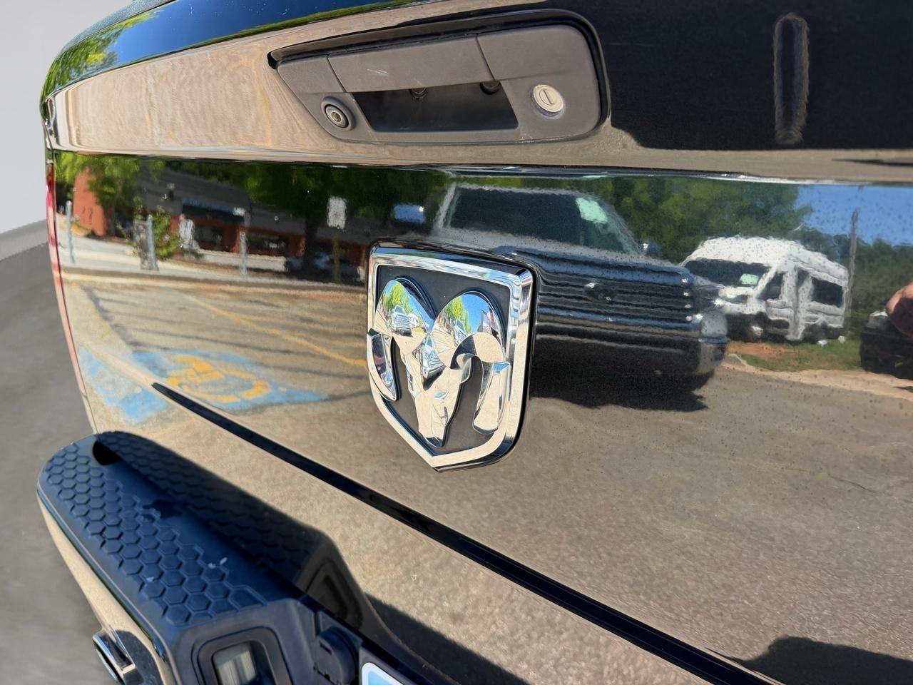 RAM 1500 Sport Quad Cab 2WD 2017