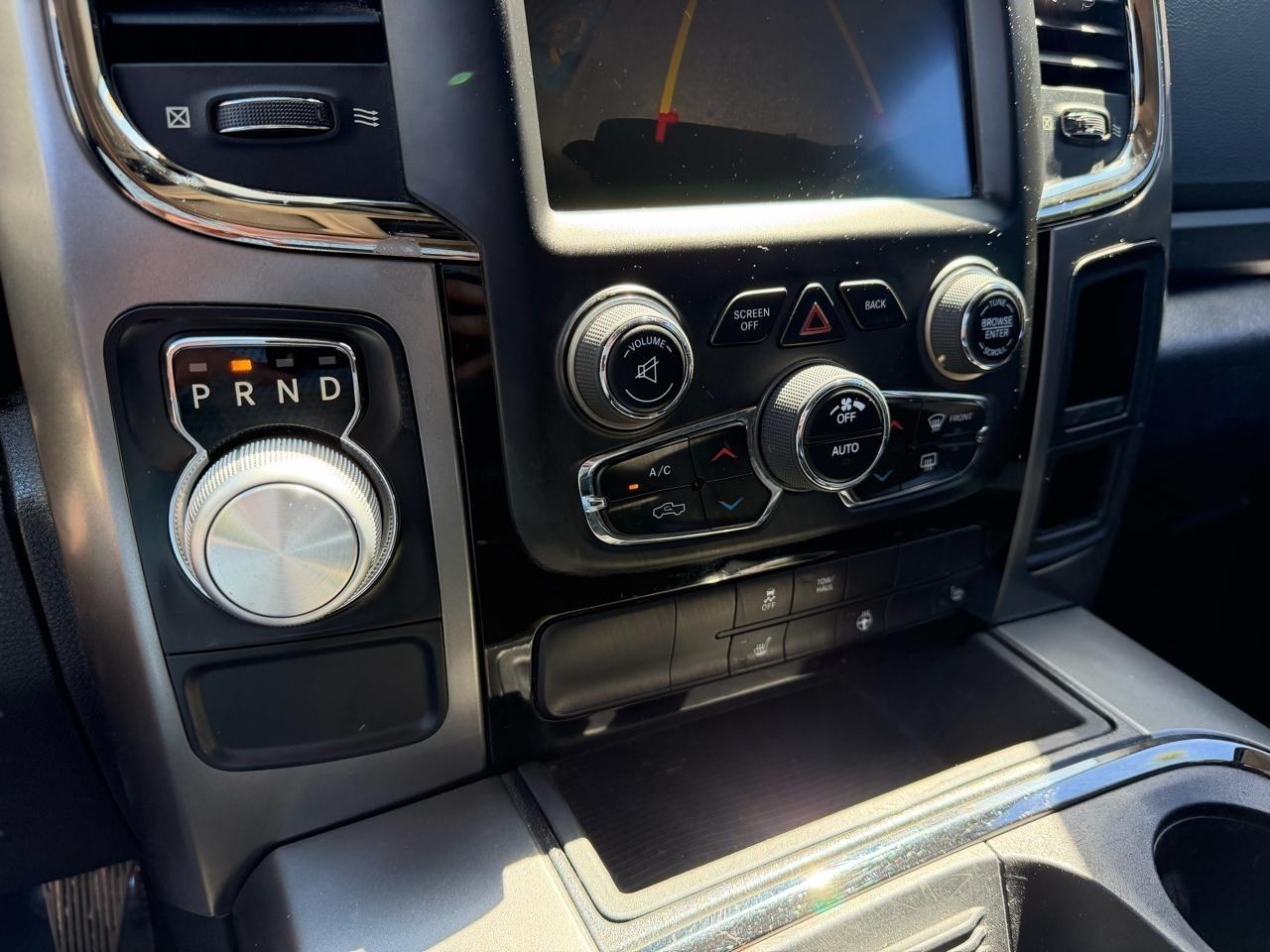 RAM 1500 Sport Quad Cab 2WD 2017