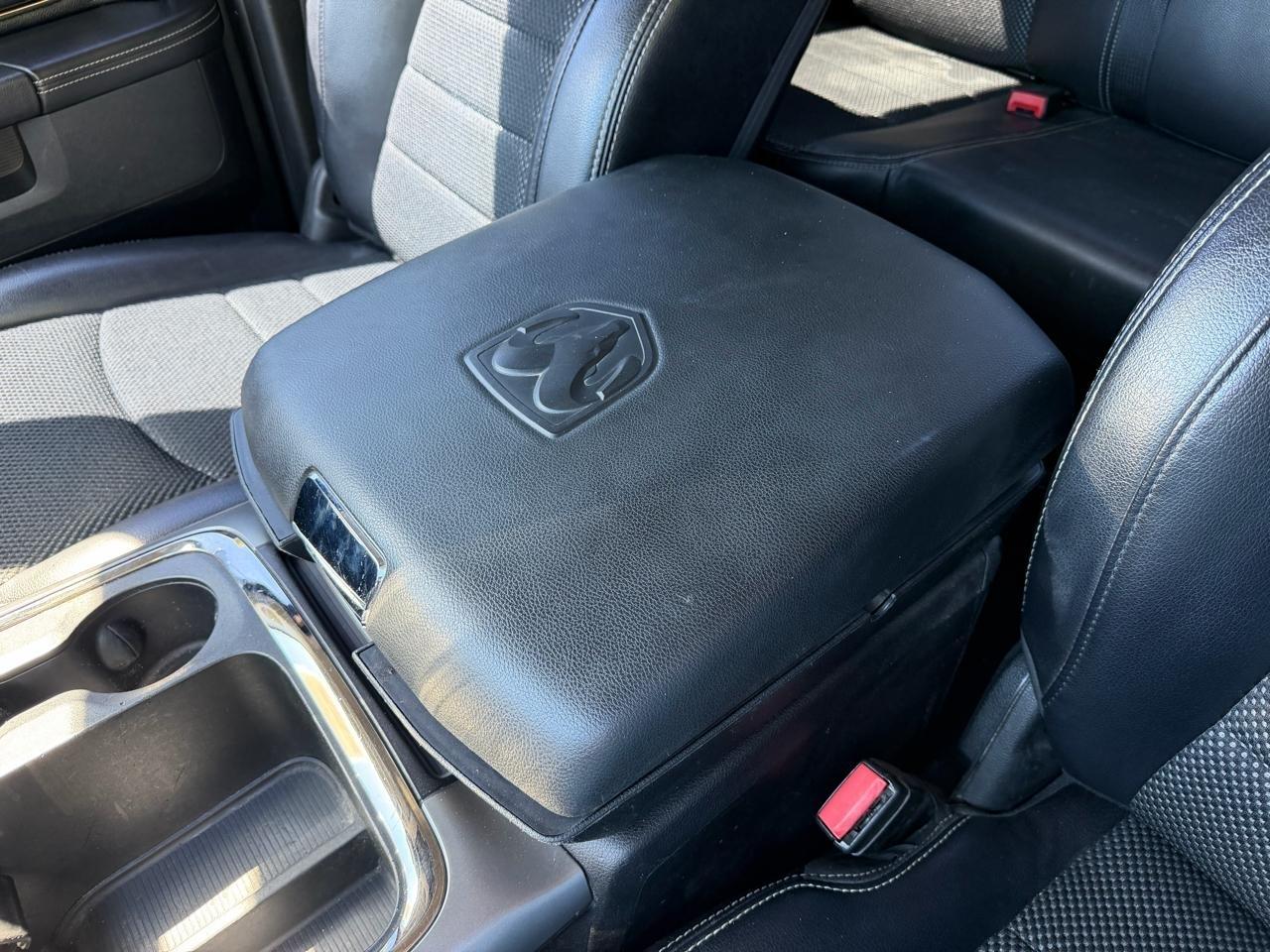 RAM 1500 Sport Quad Cab 2WD 2017