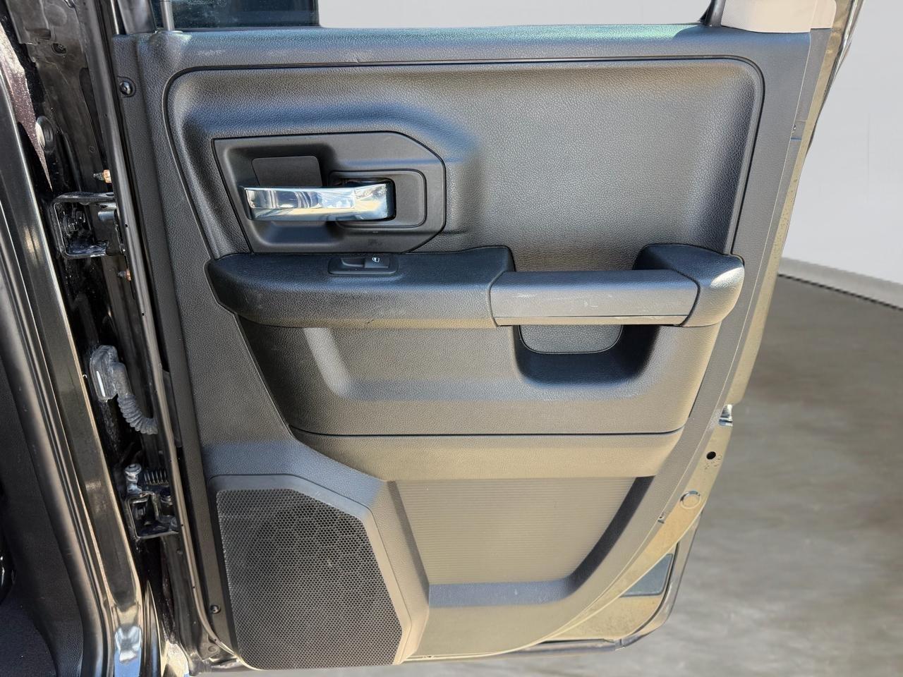 RAM 1500 Sport Quad Cab 2WD 2017