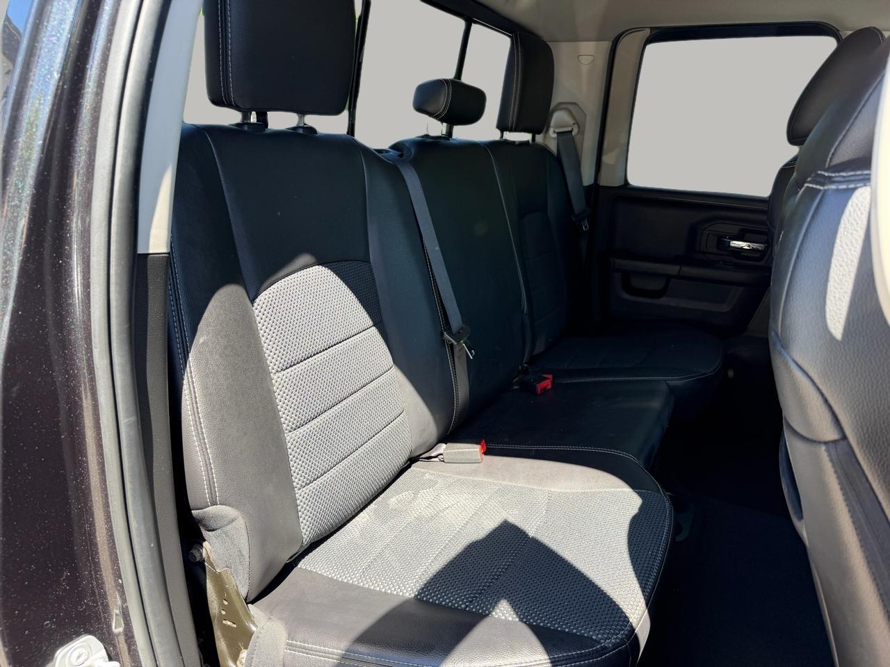 RAM 1500 Sport Quad Cab 2WD 2017