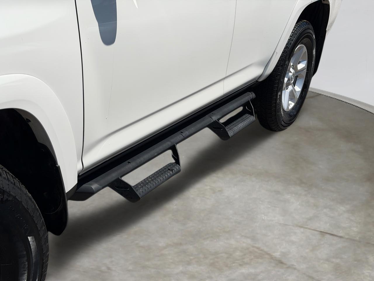 Toyota 4Runner SR5 2WD 2019