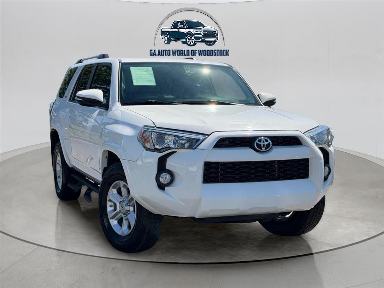 Toyota 4Runner SR5 2WD 2019