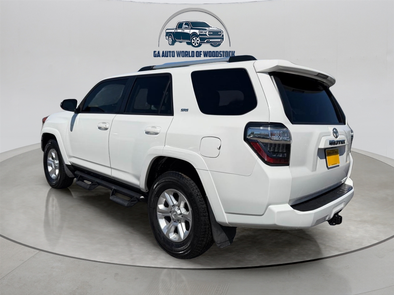 Toyota 4Runner SR5 2WD 2019