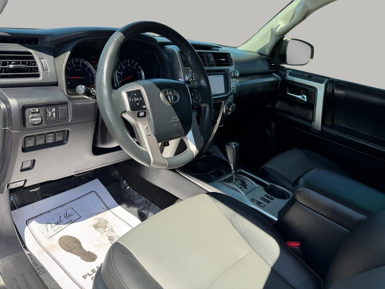 Toyota 4Runner SR5 2WD 2019