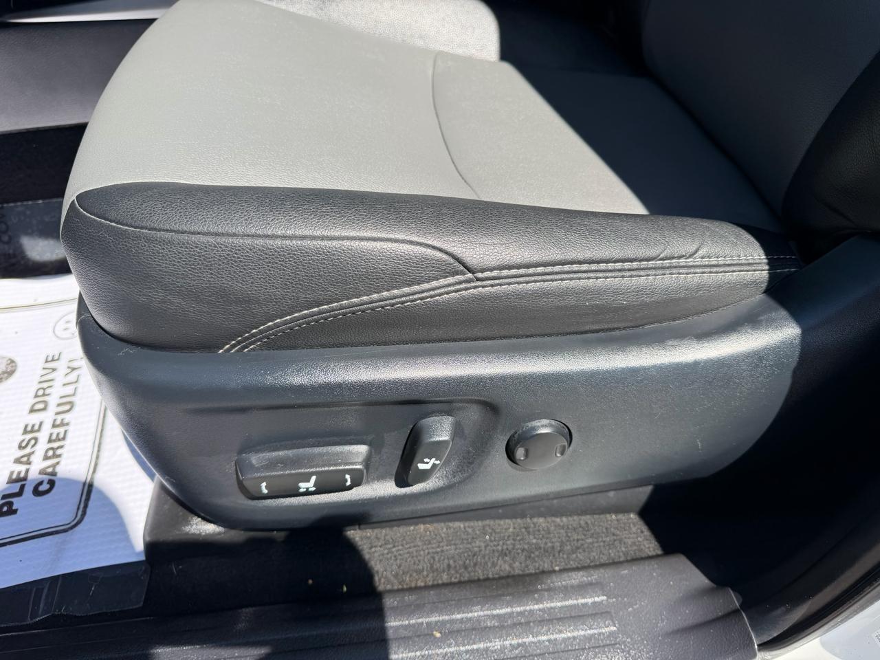 Toyota 4Runner SR5 2WD 2019
