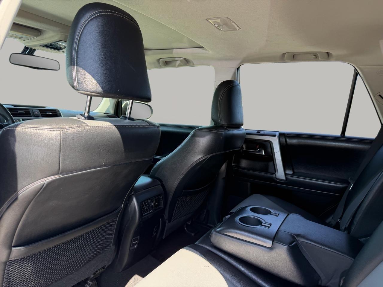 Toyota 4Runner SR5 2WD 2019