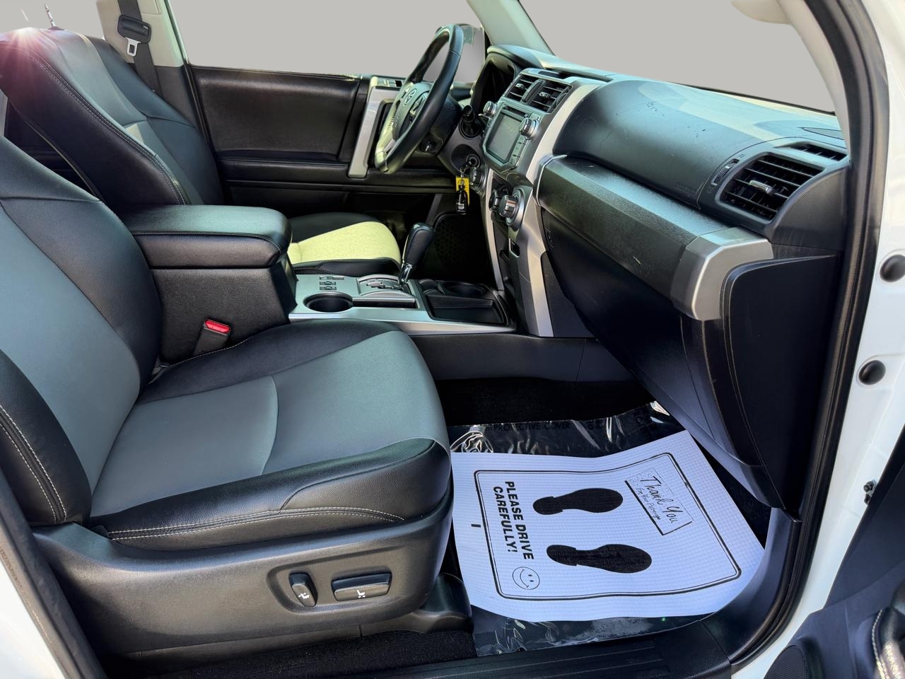 Toyota 4Runner SR5 2WD 2019