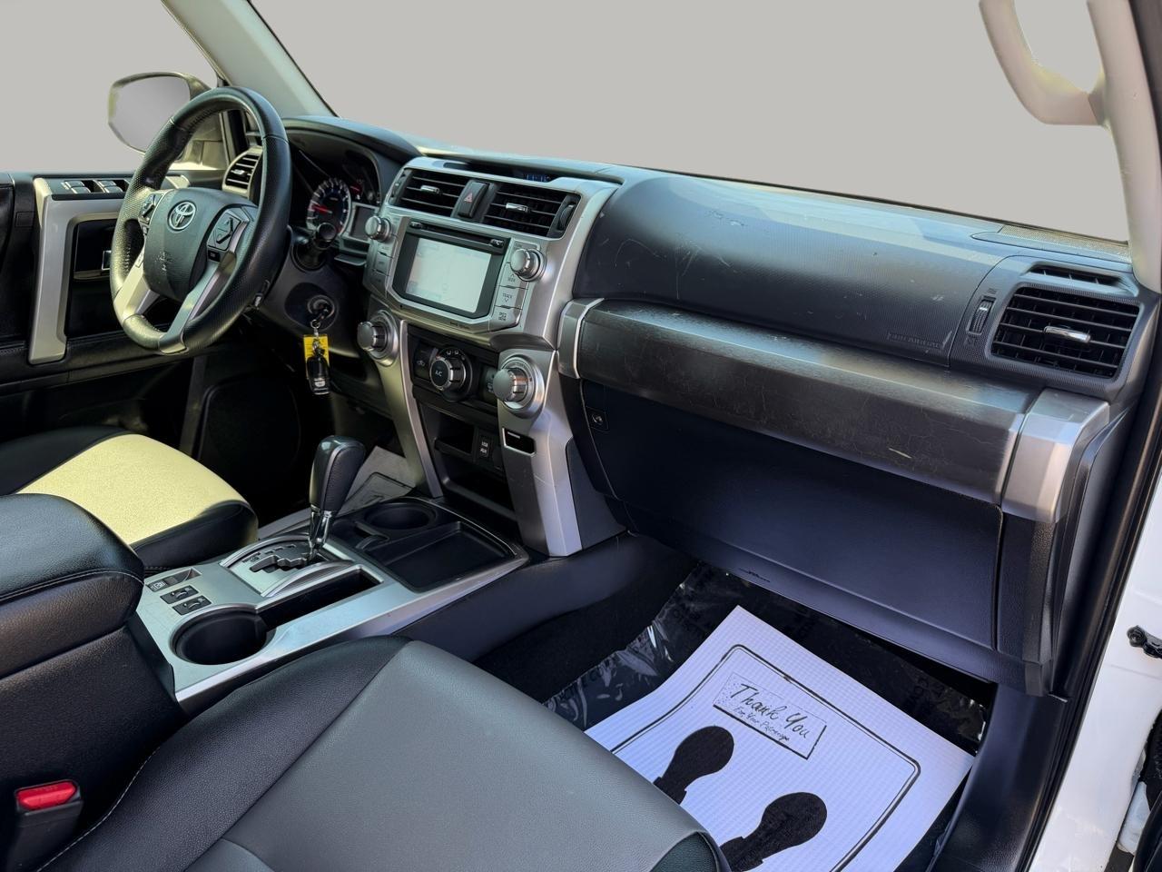 Toyota 4Runner SR5 2WD 2019