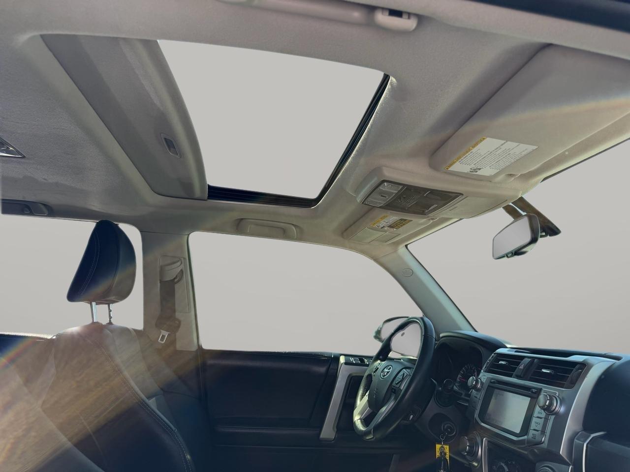Toyota 4Runner SR5 2WD 2019