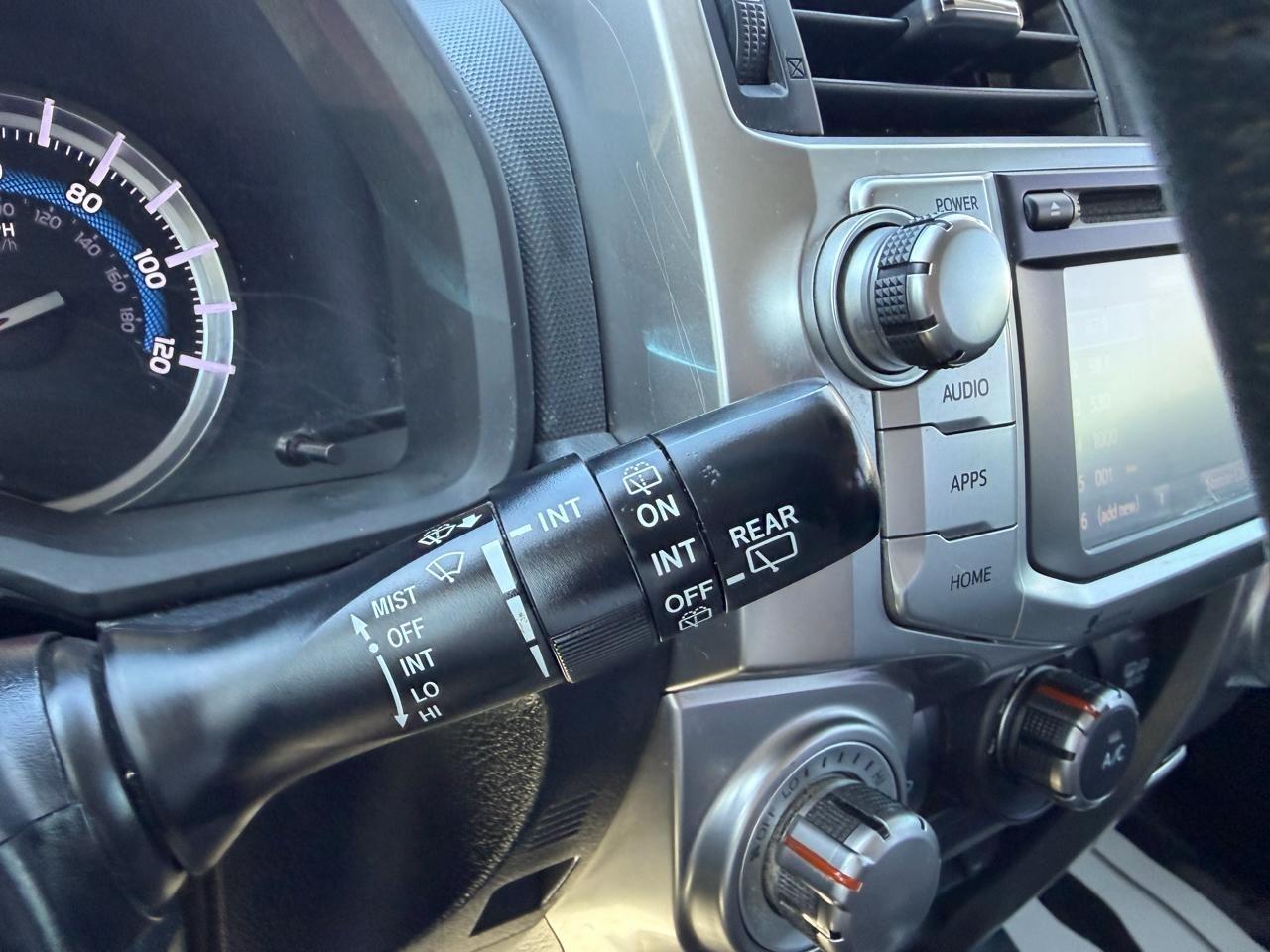 Toyota 4Runner SR5 2WD 2019