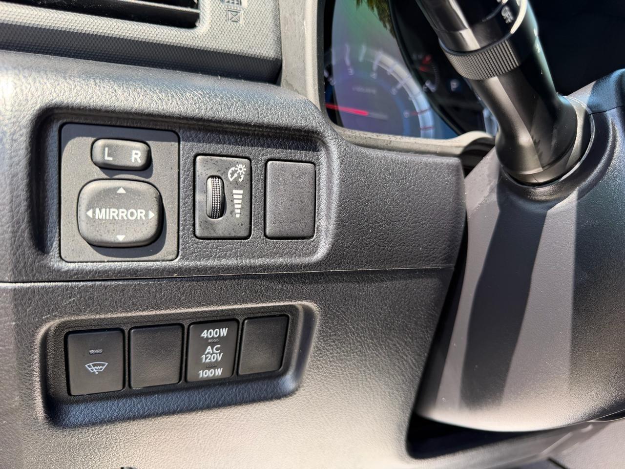 Toyota 4Runner SR5 2WD 2019