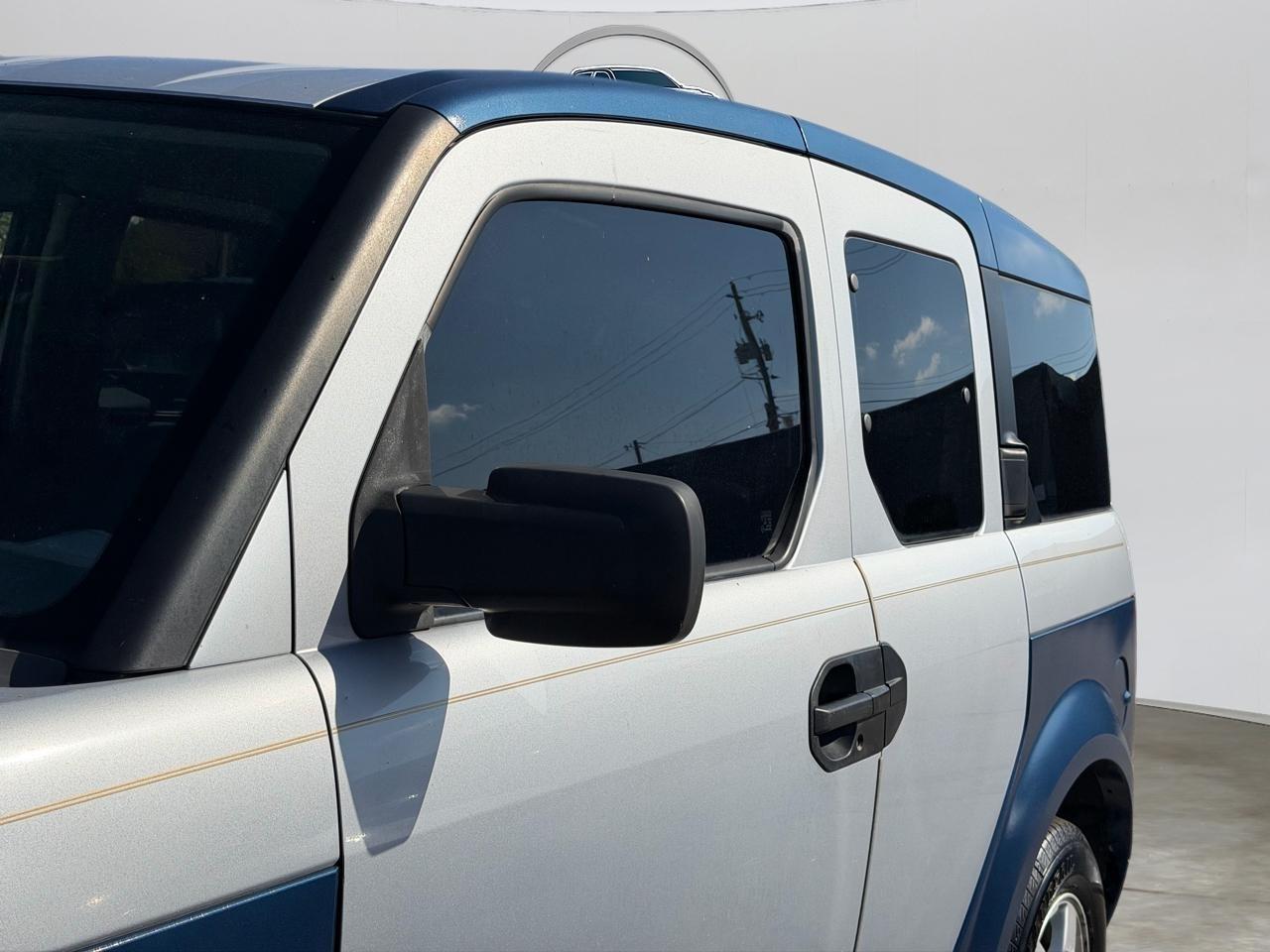 Honda Element EX 4WD 5-spd MT 2005
