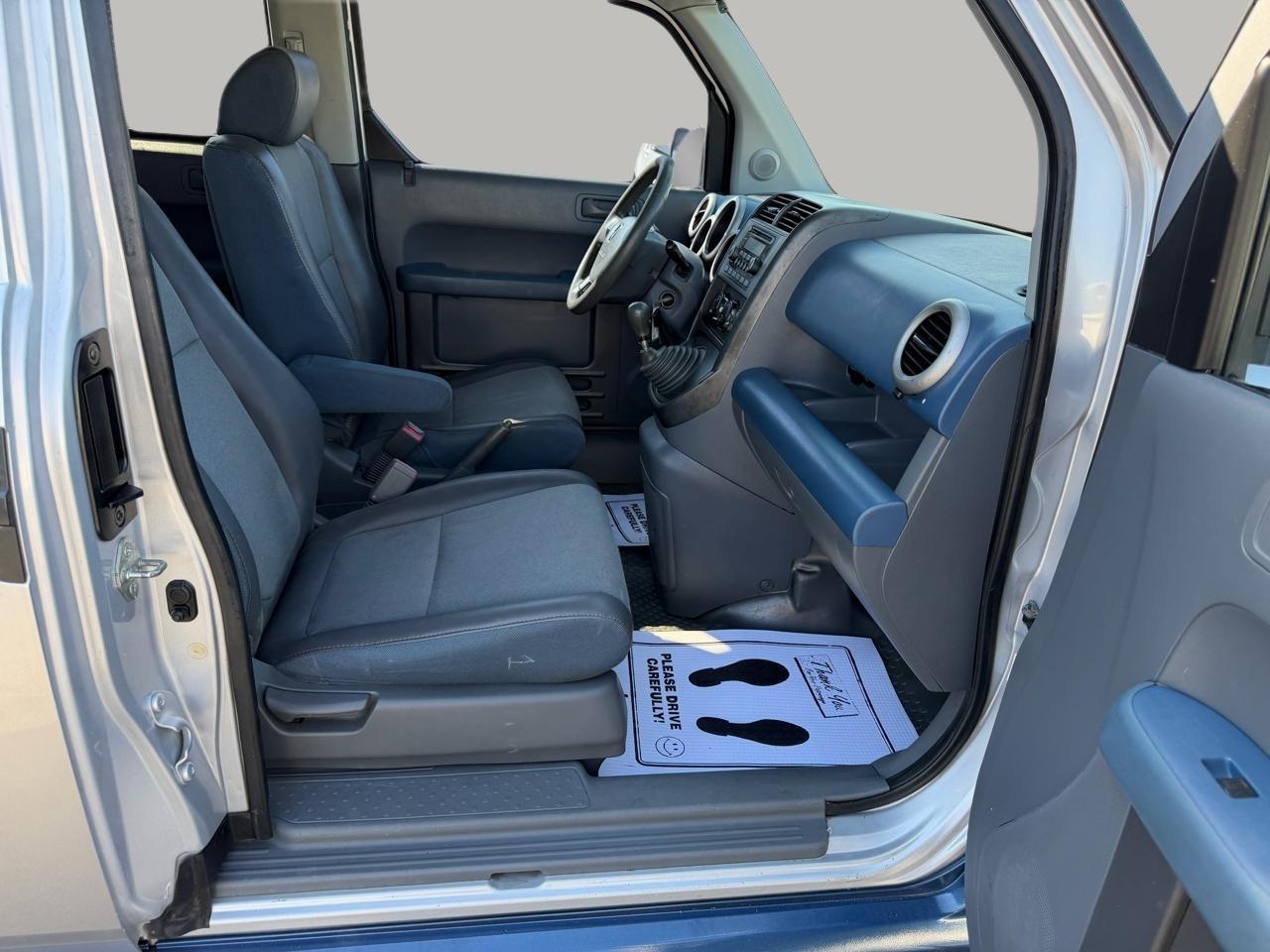 Honda Element EX 4WD 5-spd MT 2005