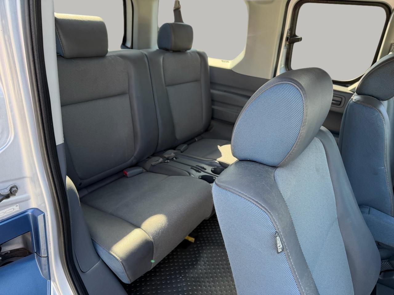 Honda Element EX 4WD 5-spd MT 2005