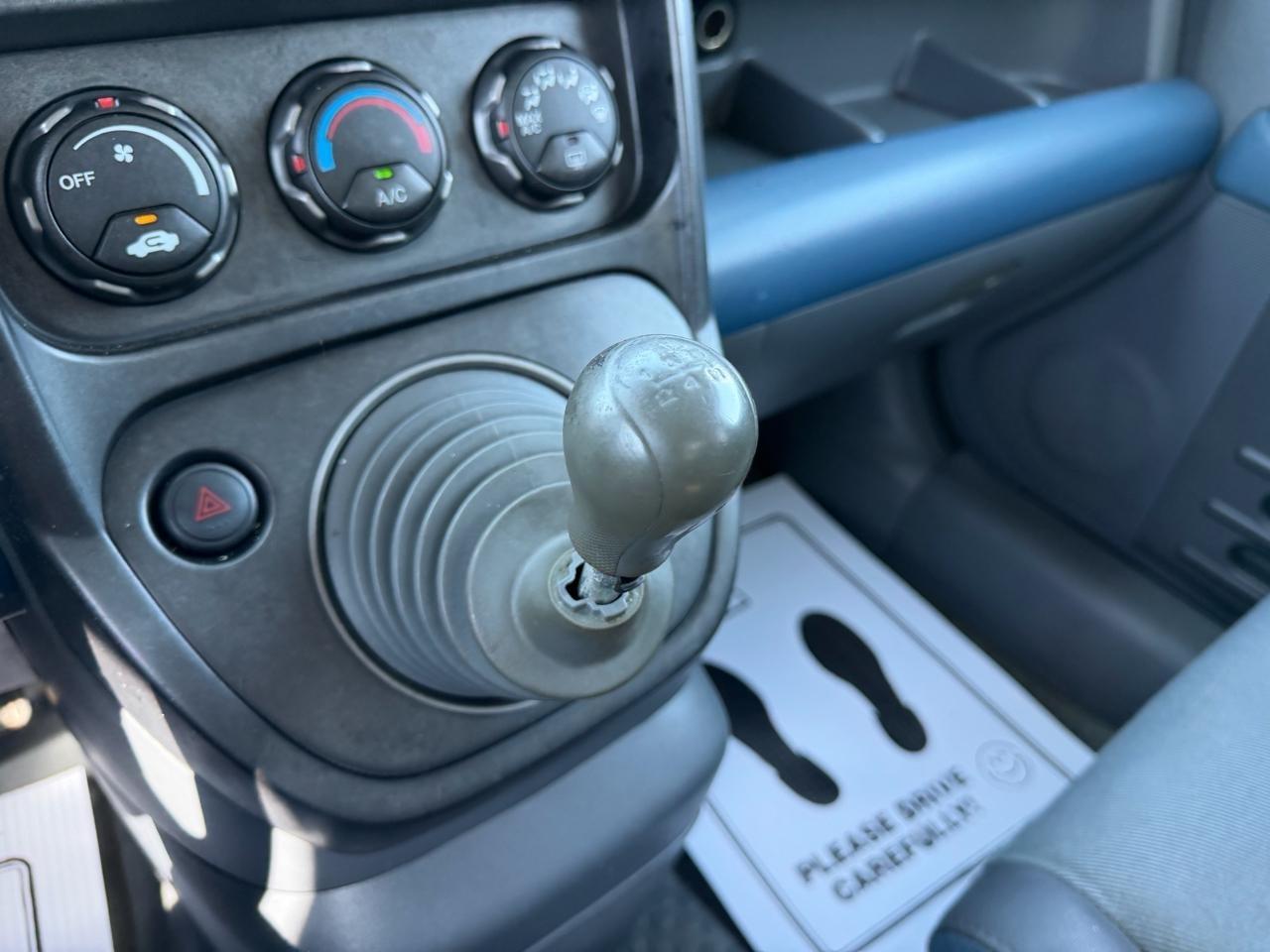 Honda Element EX 4WD 5-spd MT 2005
