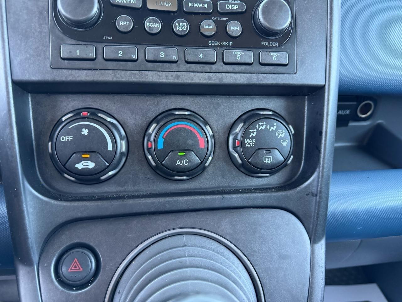 Honda Element EX 4WD 5-spd MT 2005