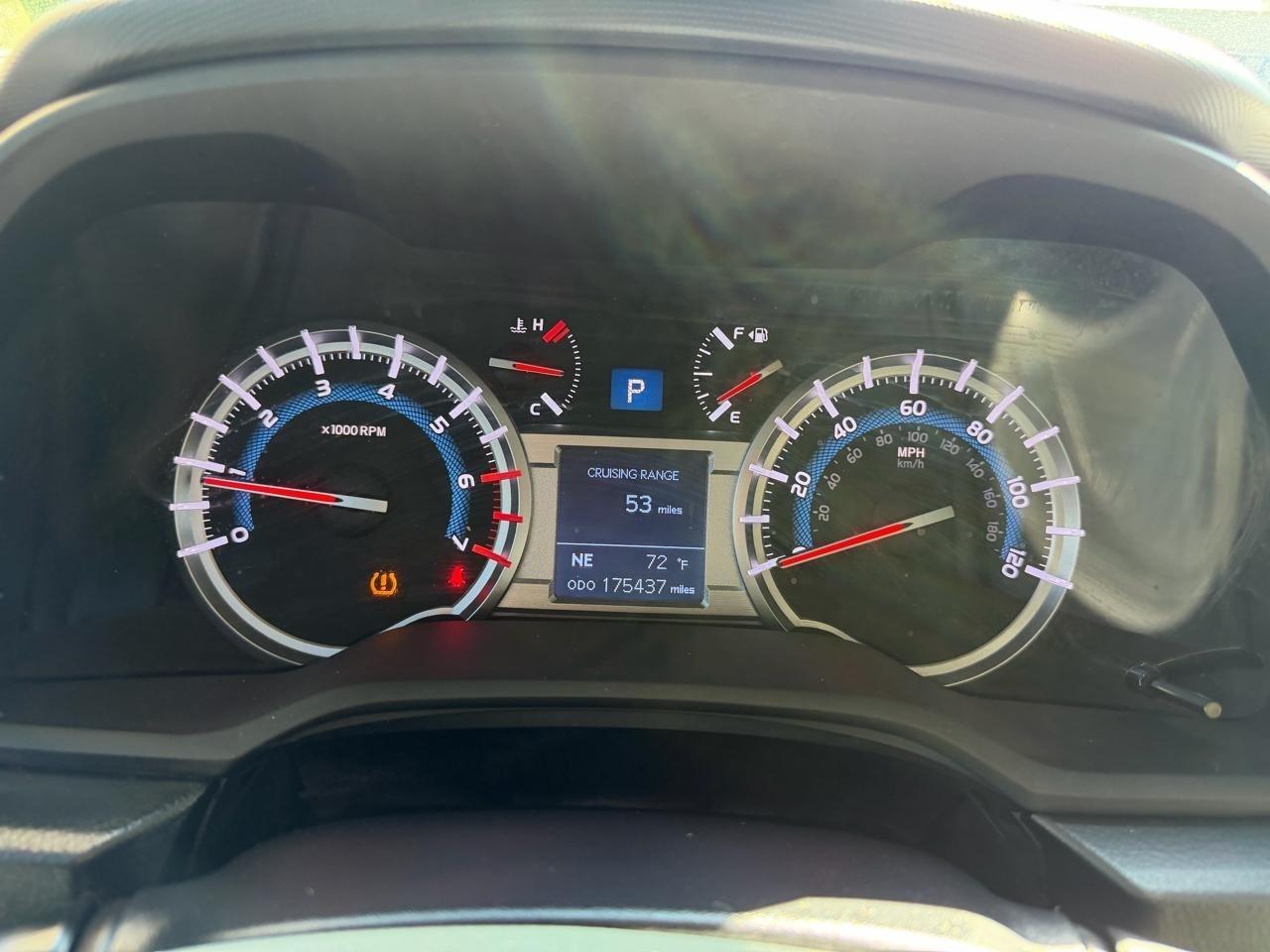 Toyota 4Runner 2WD 4dr V6 Limited (Natl) 2015